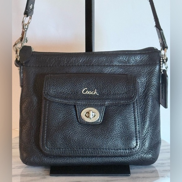 COACH Swing Pack Crossbody Pebbled Leather Bag Turn Lock Dusty Authenticated - Picture 1 of 16